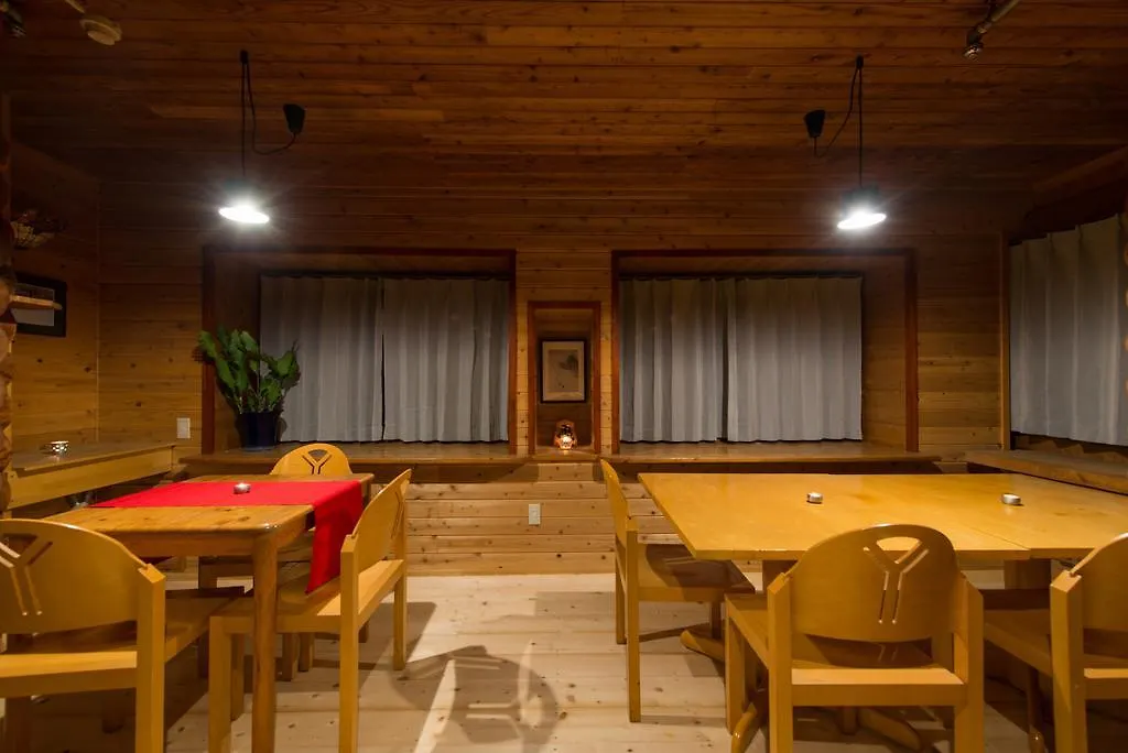 Moiwa Lodge Нисэко 2*,