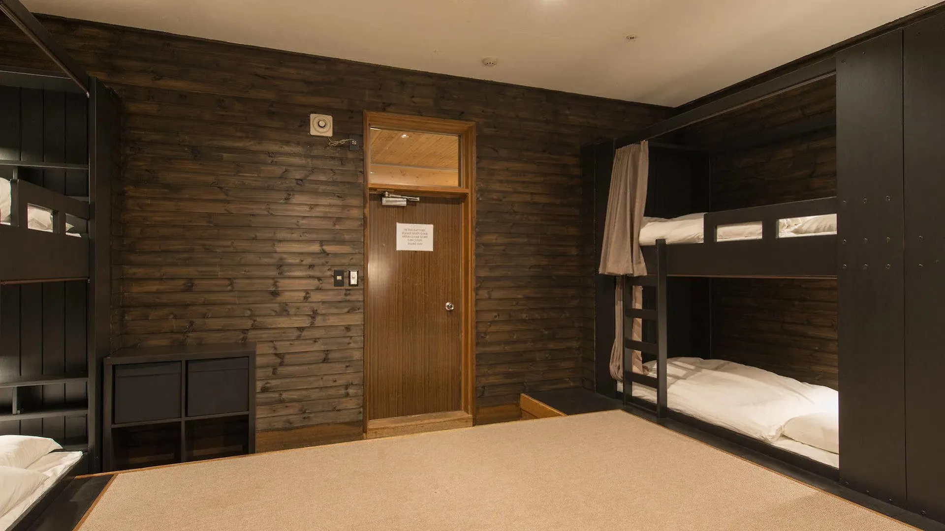 Moiwa Lodge Нисэко