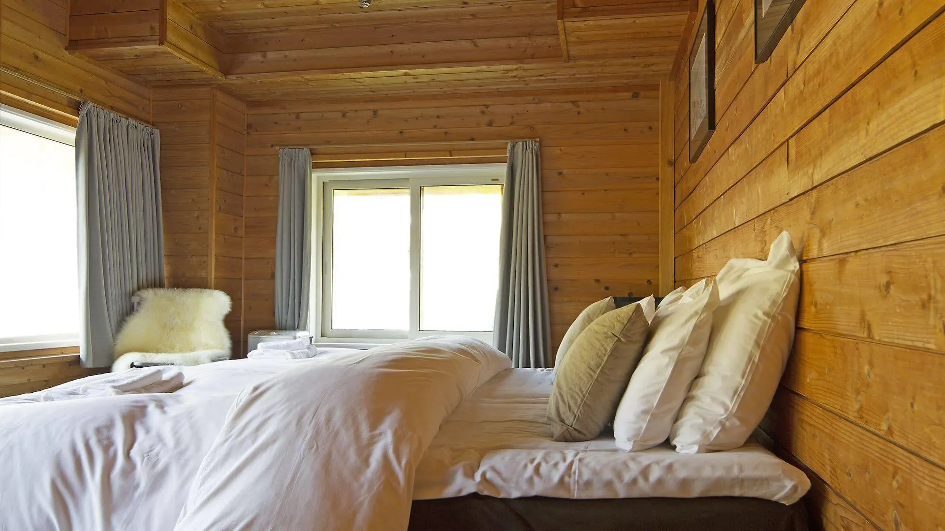 ** Гостевой дом Moiwa Lodge Нисэко Япония